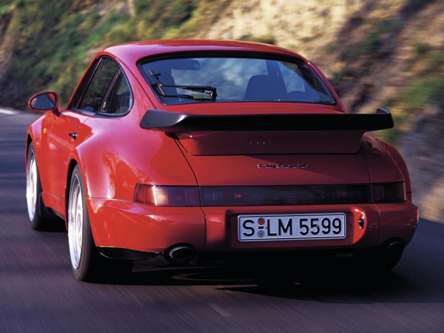  Porsche 911 Turbo 3.6 Coupe 1992 года  (фото 8 из 16)